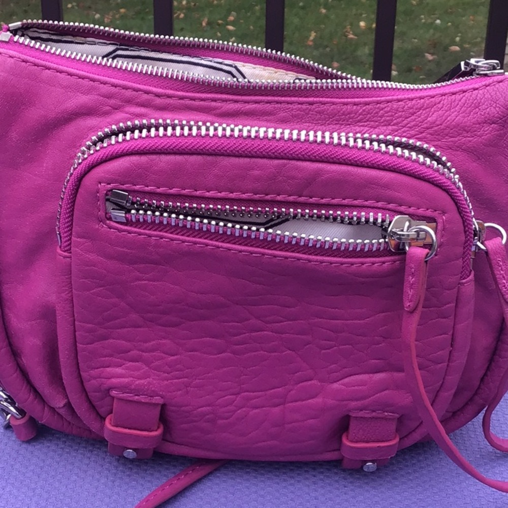 SHE + LO SATCHEL - Picture 8 of 9